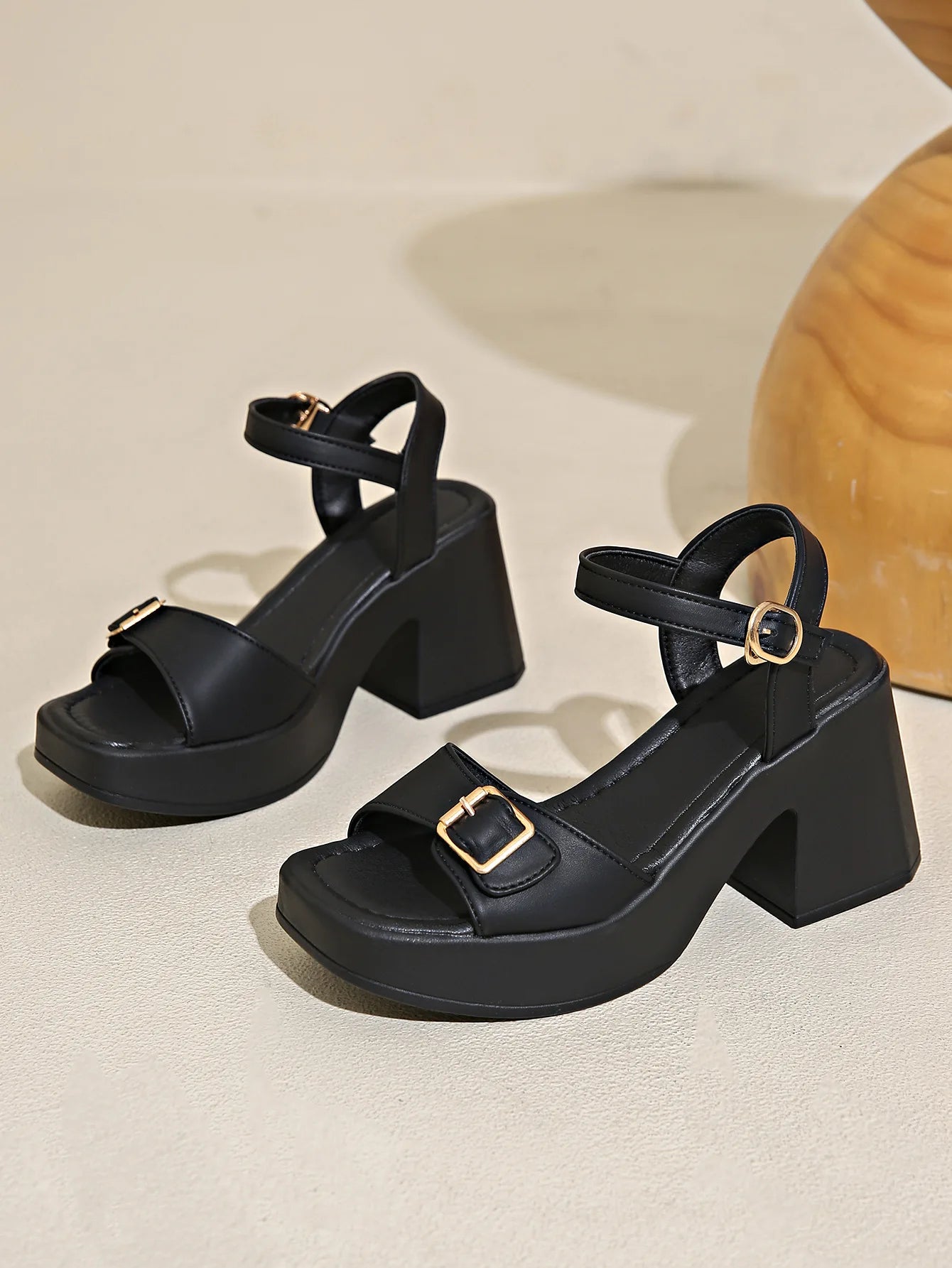 Women's thick sole sandals solid color casual shoes one line buckle high heel sandals women's wedge shaped fish mouth shoes