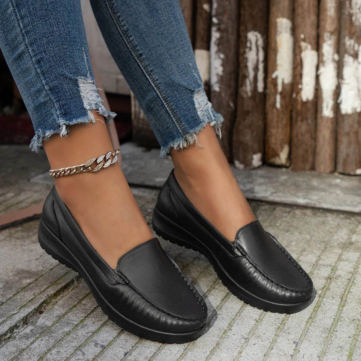 New Flats Shallow Loafers Women Walking Casual Shoes Designer Summer Comfort Soft Sole Shoes Office Zapatillas De Mujer D52