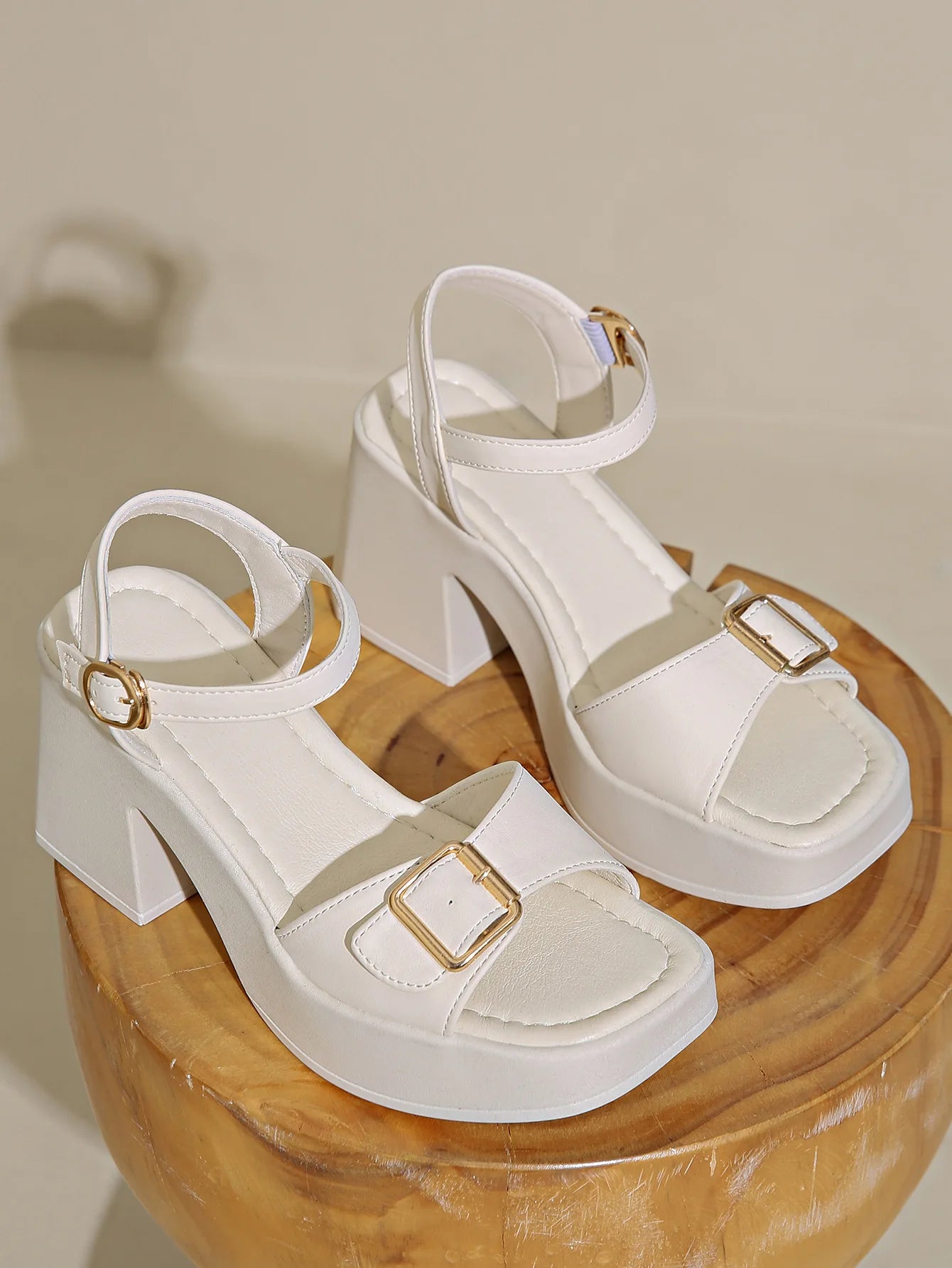 Women's thick sole sandals solid color casual shoes one line buckle high heel sandals women's wedge shaped fish mouth shoes