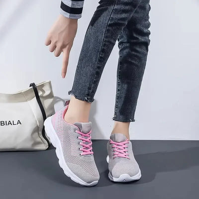 Women's Shoes Breathable Classic Fashionable Lightweight Anti Slip Walking Shoes Light Exercise Popular Trendy Sneakers Women