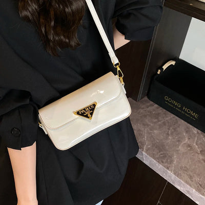 Beautiful High-End Crossbody Handbag for Women Featuring Minimalist Leather Solid Color Trendy Design and Logo