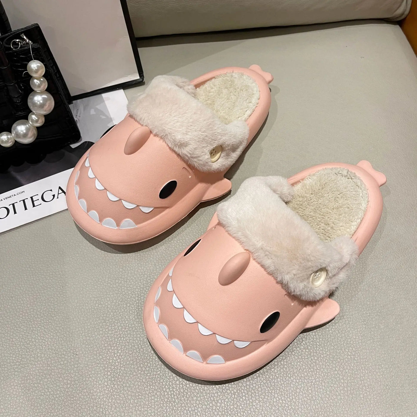 Winter Shark Slippers Woman Cotton Waterproof Sandals Indoor Non-slip Slides Plush Home Warm Couple Shark Flip Flops Flat Shoe